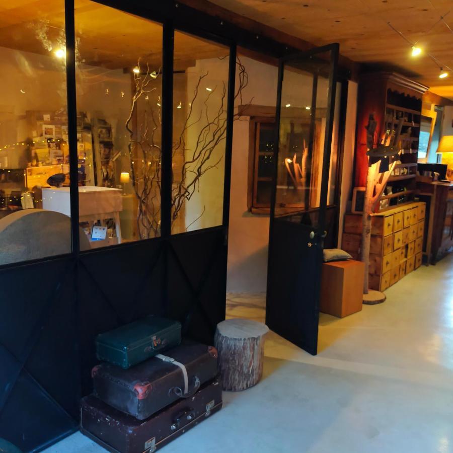 Suites De Campagne Les Eydieux, Petits Dejeuners Inclus Saint-Angel  エクステリア 写真
